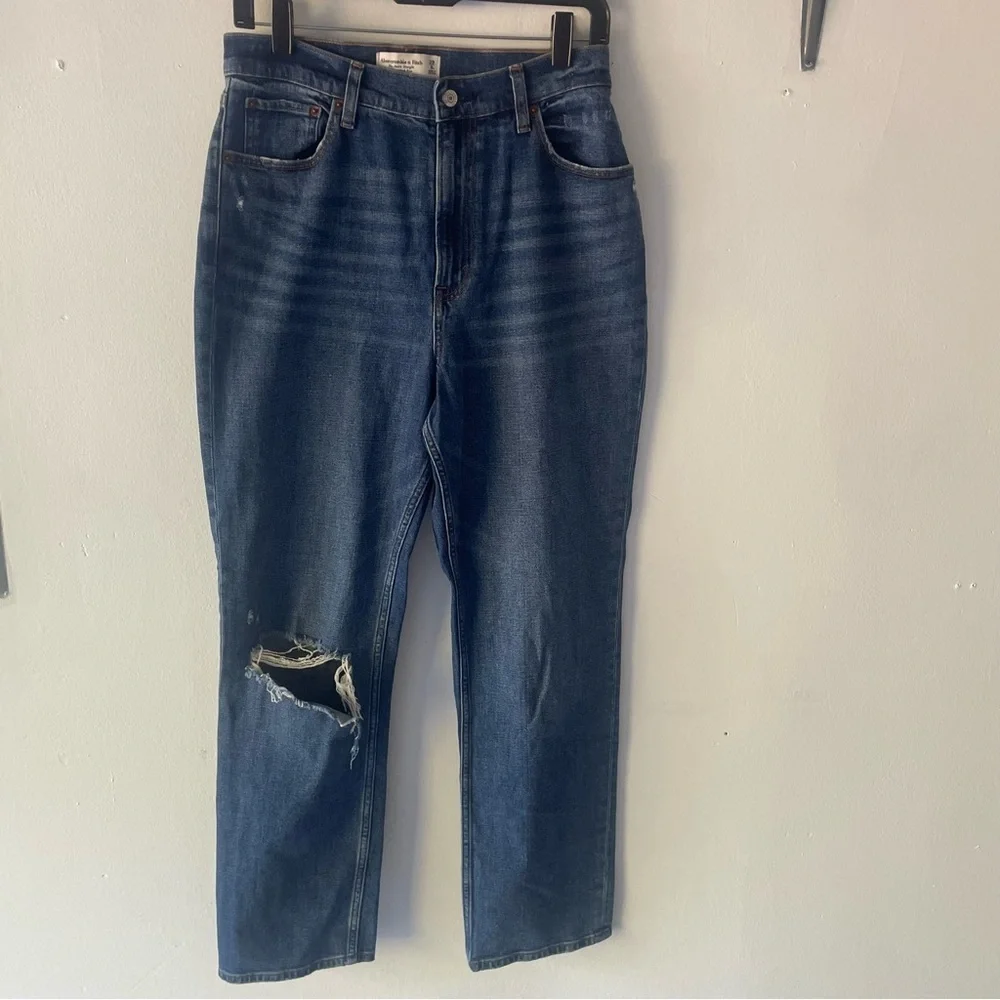 Abercrombie & Fitch ultra high rise blue jeans 37585